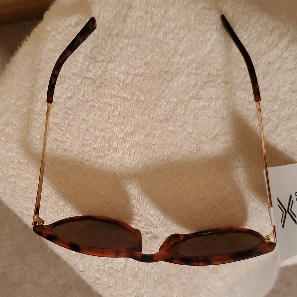 XERSION  ROUND SUNGLASSES - Picture 4 of 9